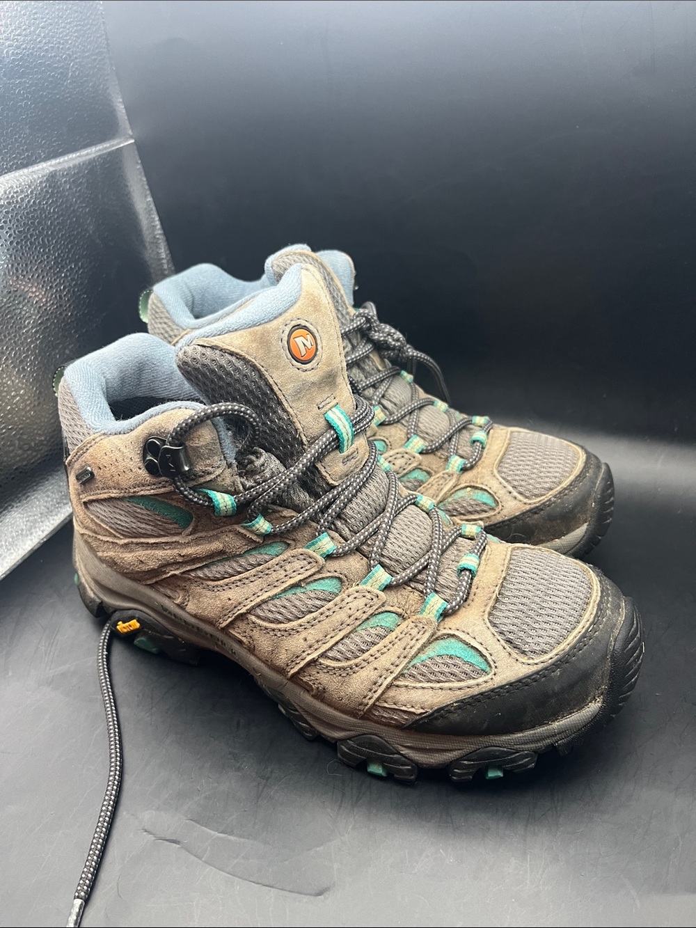 SZ 8.5 Womens Merrell Brown waterproof Teal Lace-Up Hiking Boots